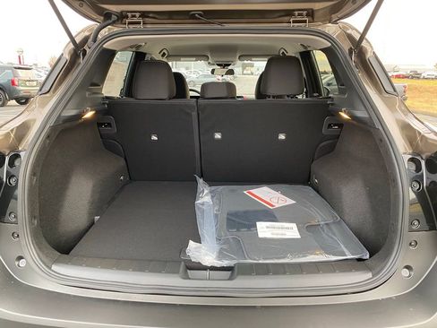 New 2026 Nissan Kicks SV image 29