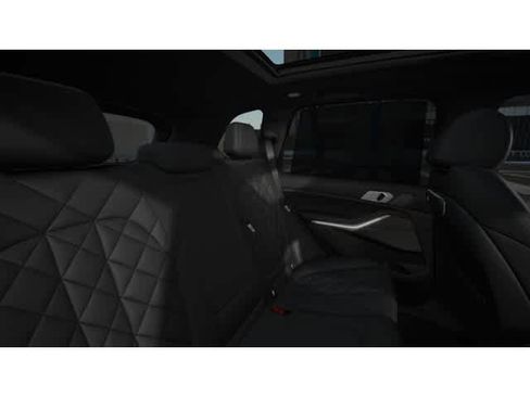Used 2026 BMW X5 xDrive40i w/ M Sport Package image 12