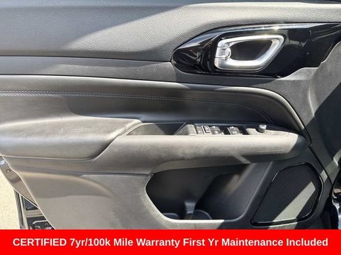 Used 2025 Jeep Compass Latitude w/ Altitude Special Edition AWD/4WD image 18