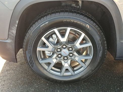 Used 2020 GMC Acadia SLE w/ LPO, Floor Liner Package image 27