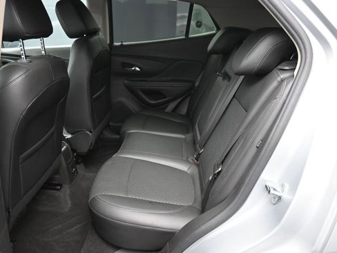 Used 2022 Buick Encore Preferred w/ Safety Package image 20