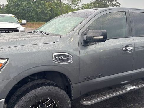 Used 2017 Nissan Titan SV AWD/4WD image 2