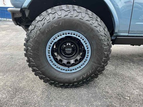 Used 2022 Ford Bronco 4-Door w/ Sasquatch Package image 25