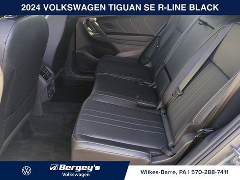 Certified 2024 Volkswagen Tiguan SE R-Line AWD/4WD image 26