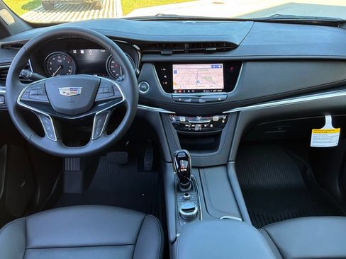 New 2026 Cadillac XT5 Premium Luxury w/ Driver Assist Package AWD/4WD image 22