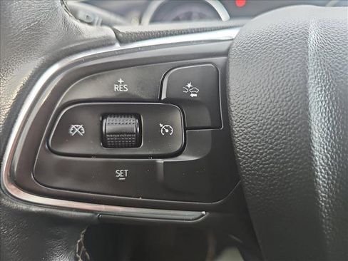 Used 2023 Buick Encore GX Select w/ Safety Package II image 23