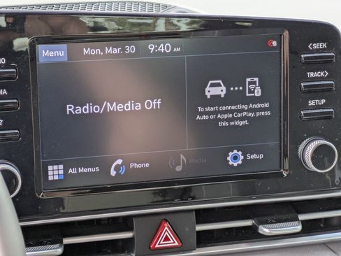 Used 2021 Hyundai Elantra SEL w/ Convenience Package image 18