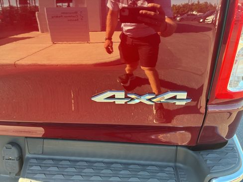 Used 2021 RAM 1500 Big Horn AWD/4WD image 27