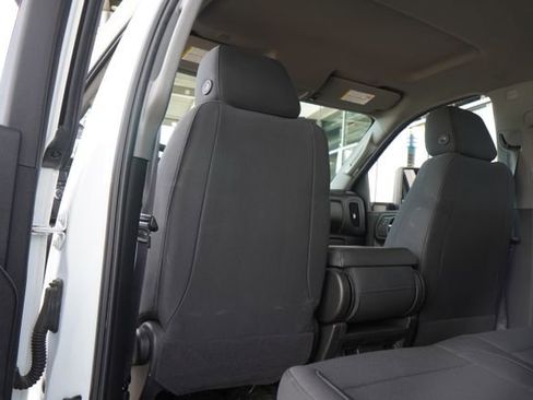 Used 2020 GMC Sierra 2500 2WD Crew Cab w/ Convenience Package image 29