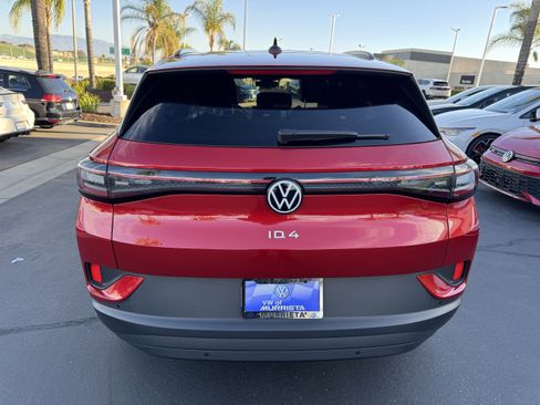 Used 2025 Volkswagen ID.4 Pro S image 9