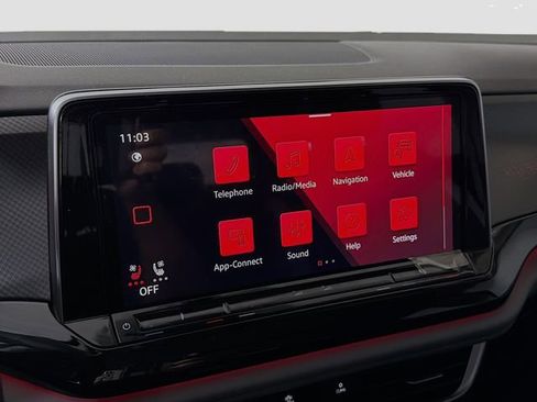 New 2025 Volkswagen Atlas Peak Edition SE image 15