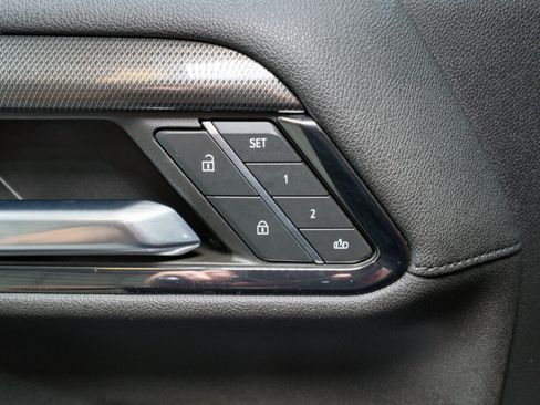 Used 2024 GMC Sierra 2500 AT4 w/ AT4 Preferred Package image 15