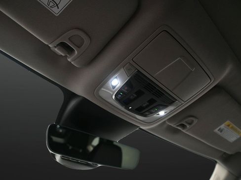 Used 2024 Acura MDX SH-AWD w/ Technology Package image 6