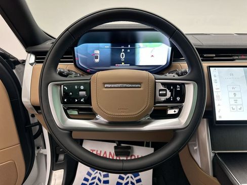 New 2025 Land Rover Range Rover SE image 12