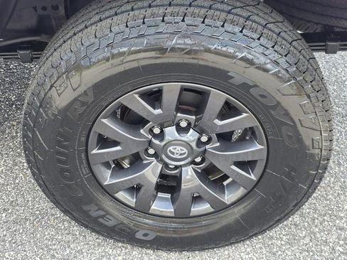 Certified 2023 Toyota Tacoma SR5 w/ Technology Package image 32