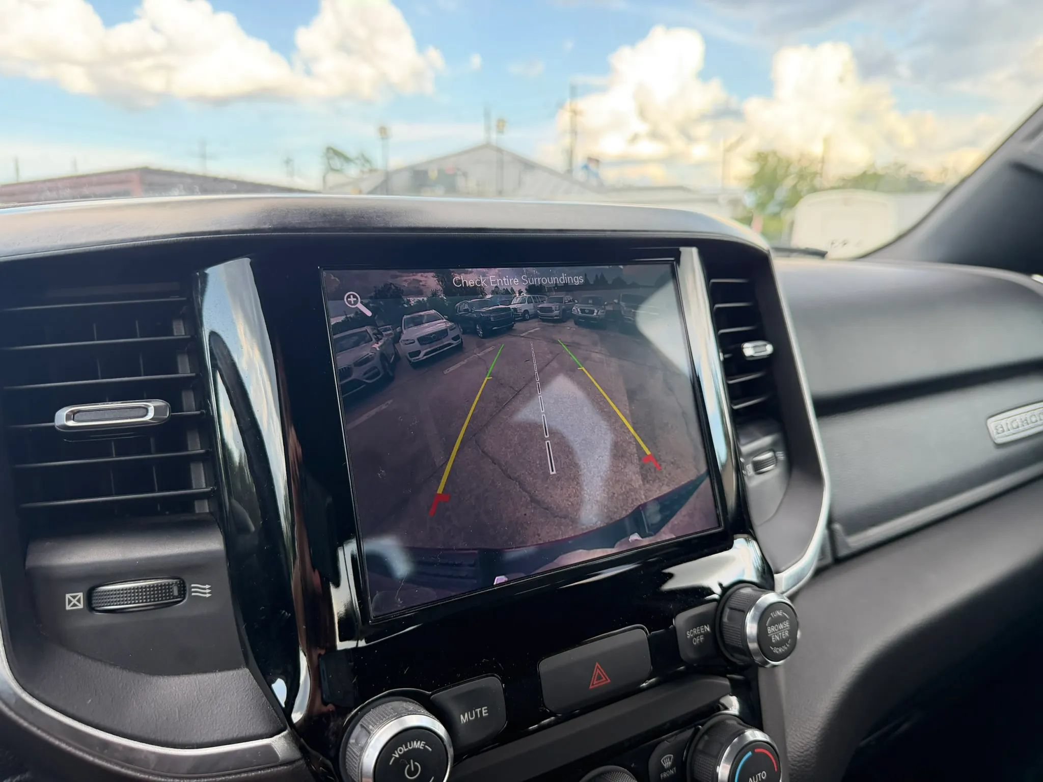 Used 2019 RAM 1500 Big Horn AWD/4WD image 14