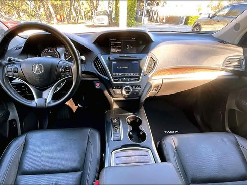 Used 2020 Acura MDX w/Technology Pkg image 16
