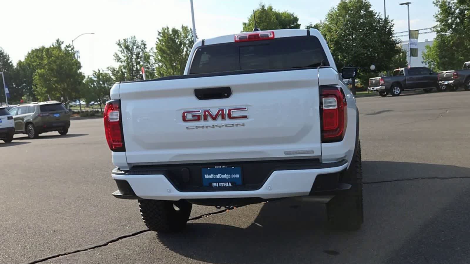 Used 2024 GMC Canyon Elevation w/ Convenience Package RWD image 7