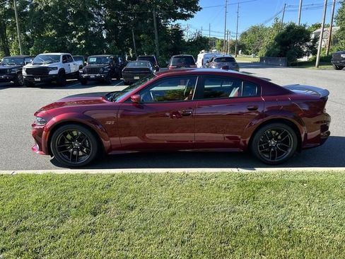 Used 2022 Dodge Charger Scat Pack RWD image 5