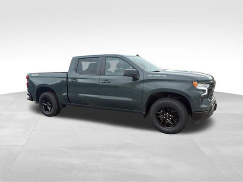 Used 2025 Chevrolet Silverado 1500 LT AWD/4WD image 14