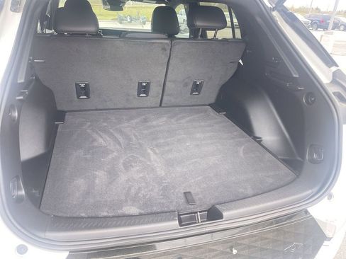 Used 2024 Chevrolet Equinox EV RS image 4