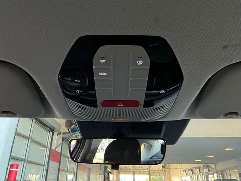 Used 2025 Kia K4 LXS image 15