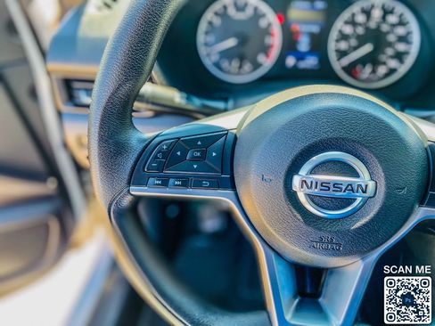 Used 2022 Nissan Sentra S image 19