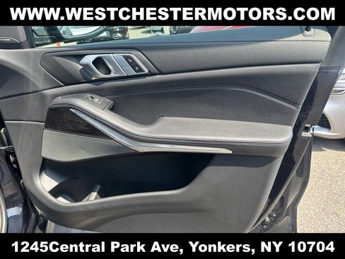 Used 2021 BMW X5 sDrive40i w/ M Sport Package RWD image 13