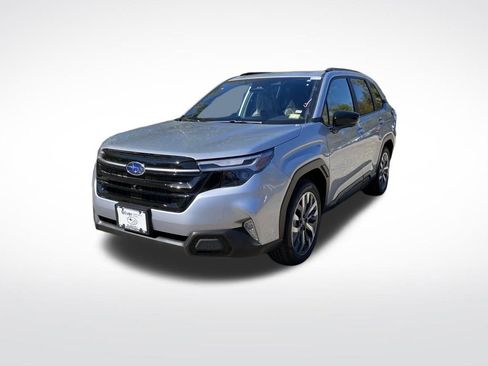 New 2025 Subaru Forester Touring image 4