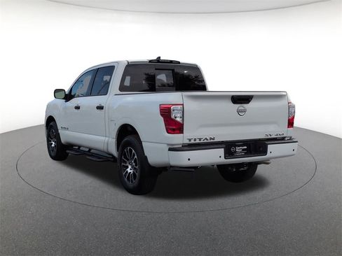 Used 2024 Nissan Titan SV w/ Accessory Utility Package image 7
