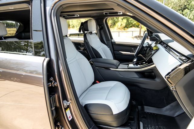 New 2026 Land Rover Range Rover Sport Dynamic SE AWD/4WD image 47