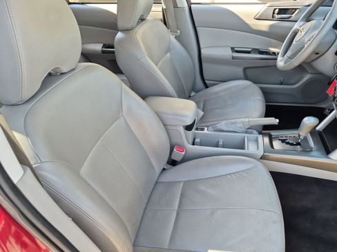 Used 2011 Subaru Forester 2.5X Limited AWD/4WD image 23