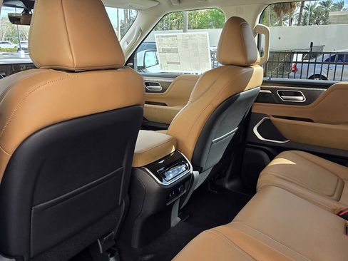 New 2026 INFINITI QX80 Luxe w/ Cargo Package image 23