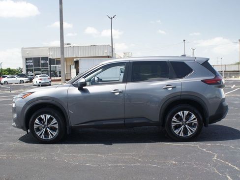Used 2023 Nissan Rogue SV AWD/4WD image 11
