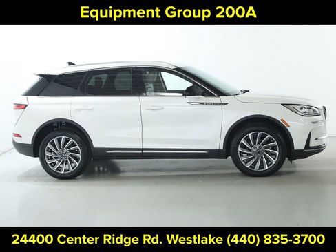 Certified 2023 Lincoln Corsair Reserve image 11