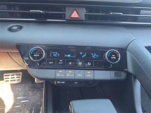 New 2025 Hyundai Elantra Sport image 18