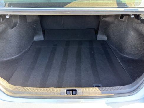 Used 2024 Toyota Camry SE image 15