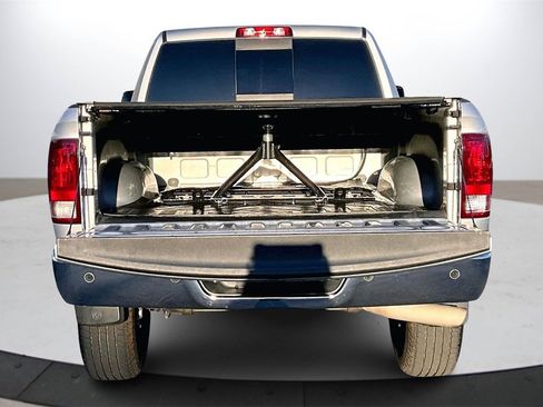 Used 2016 RAM 2500 SLT w/ Protection Group image 25