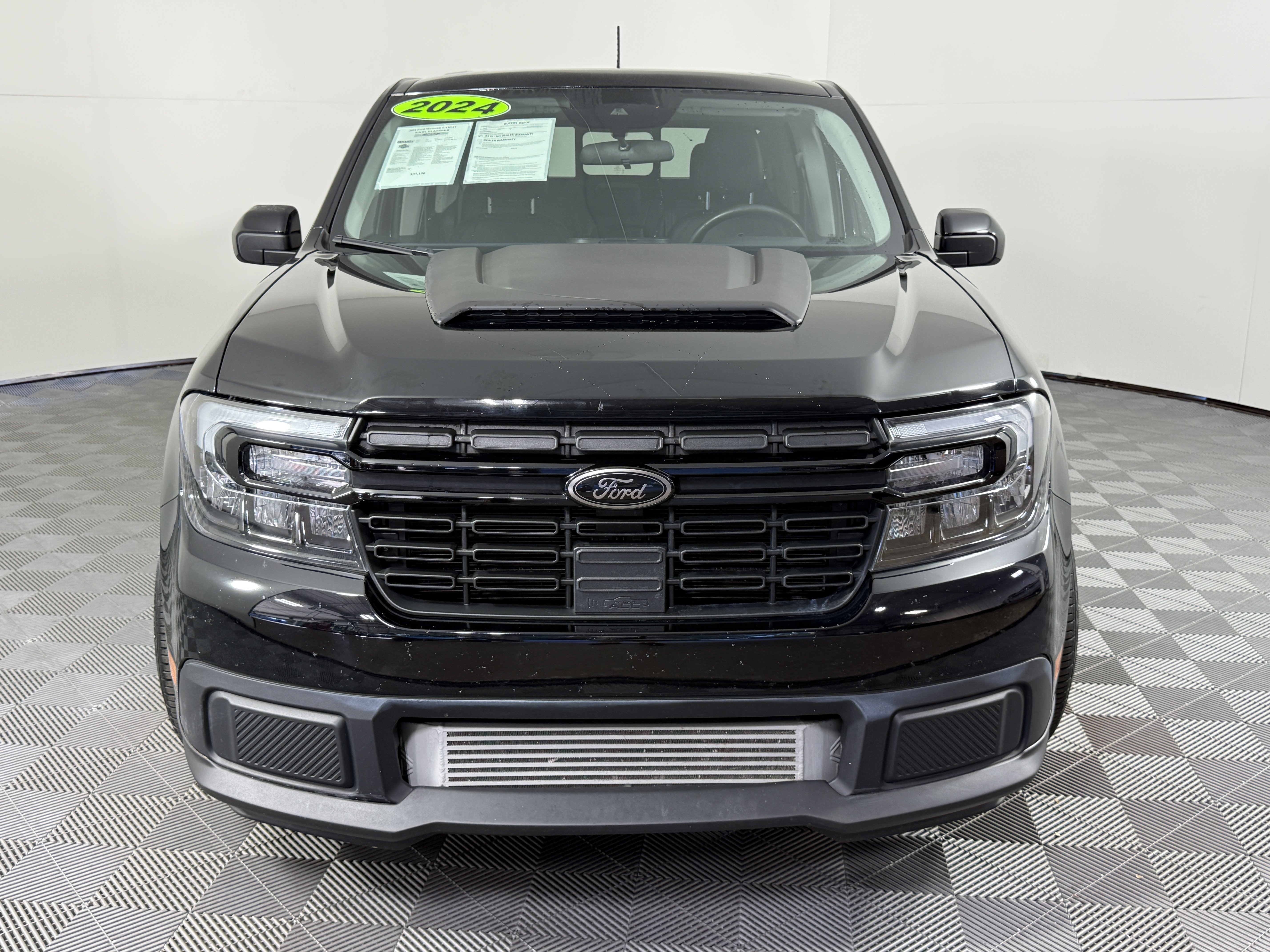 Used 2024 Ford Maverick Lariat w/ Black Appearance Package AWD/4WD image 6