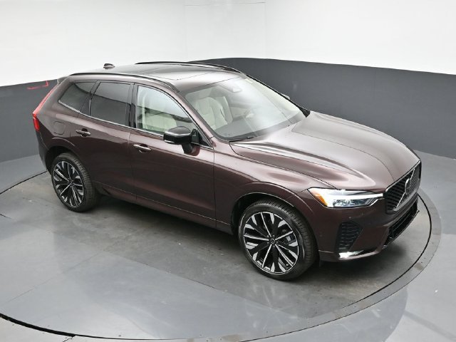 New 2026 Volvo XC60 B5 Ultra w/ Climate Package AWD/4WD image 46