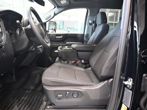 New 2026 Chevrolet Silverado 2500 Custom w/ Custom Value Package AWD/4WD image 10