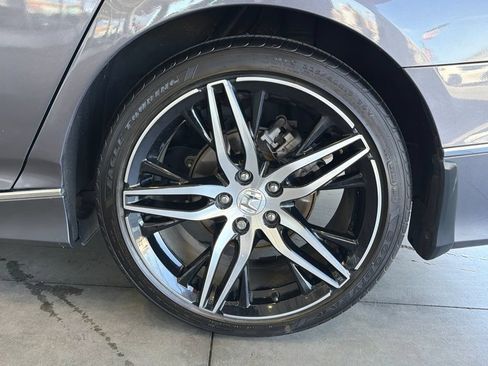 Used 2022 Honda Accord Touring image 16