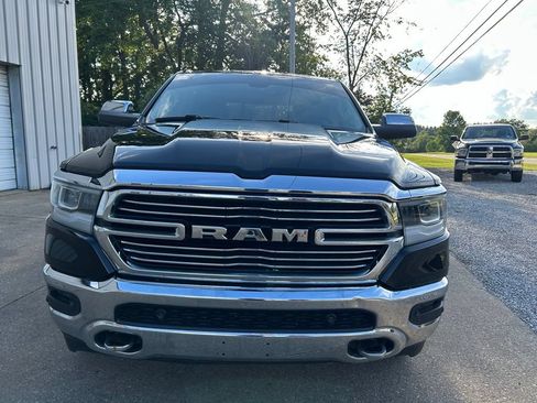 Used 2019 RAM 1500 Laramie AWD/4WD image 2