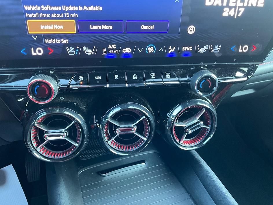 Used 2024 Chevrolet Blazer EV RS AWD/4WD image 19