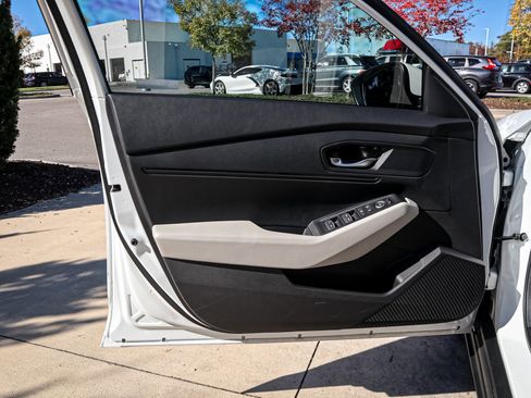 Used 2024 Honda Accord LX image 14