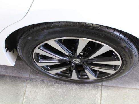 Used 2018 Nissan Altima 2.5 SV FWD image 30