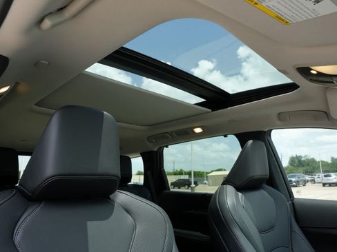 Used 2026 INFINITI QX60 Luxe w/ Cargo Package FWD image 24