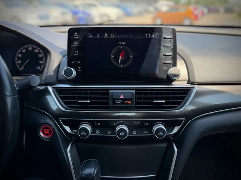 Used 2020 Honda Accord Sport image 14