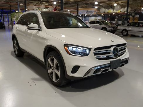 Used 2022 Mercedes-Benz GLC 300 4MATIC image 5