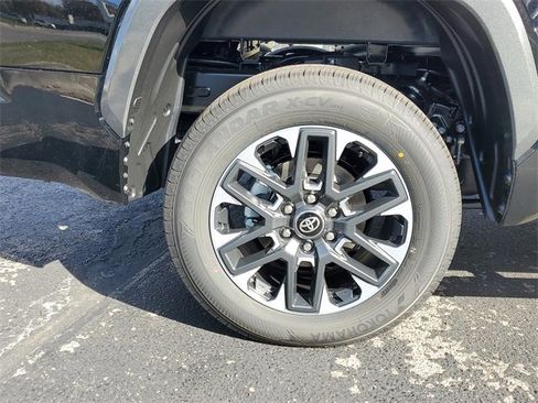 New 2026 Toyota Tundra Limited image 5